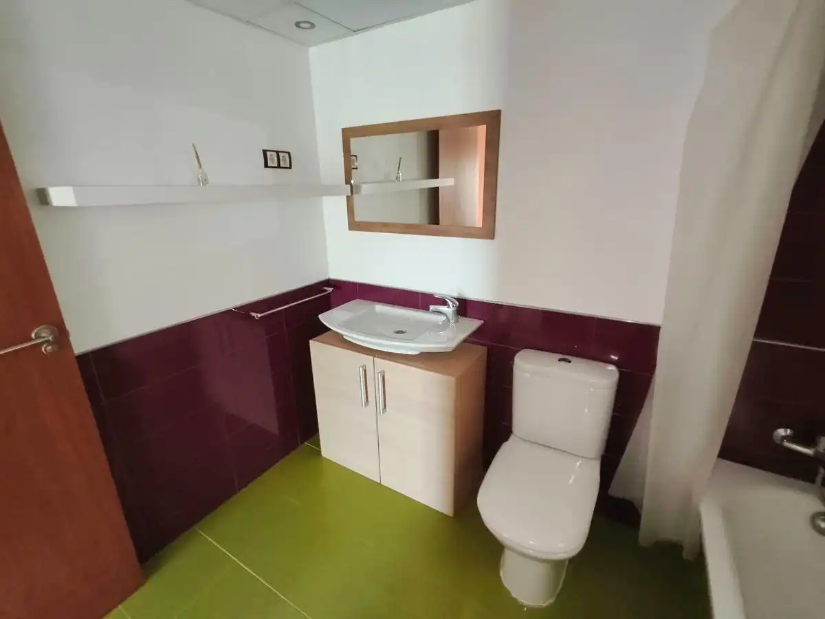 Flat with terrace for sale in Zona Hospital, imagen 15