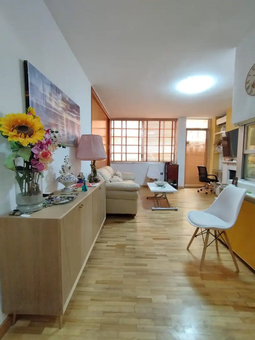 Sala d'estar de Apartament de lloguer en Murcia amb Aire condicionat, Calefacció i Parquet