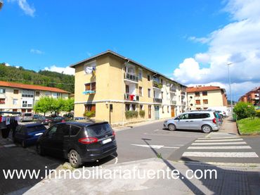 Local commercial à vendre à Zalla