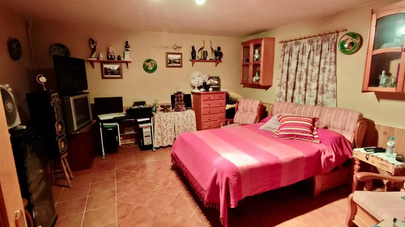 Bedroom of Country homes for sale in Plasencia  with Swimming Pool