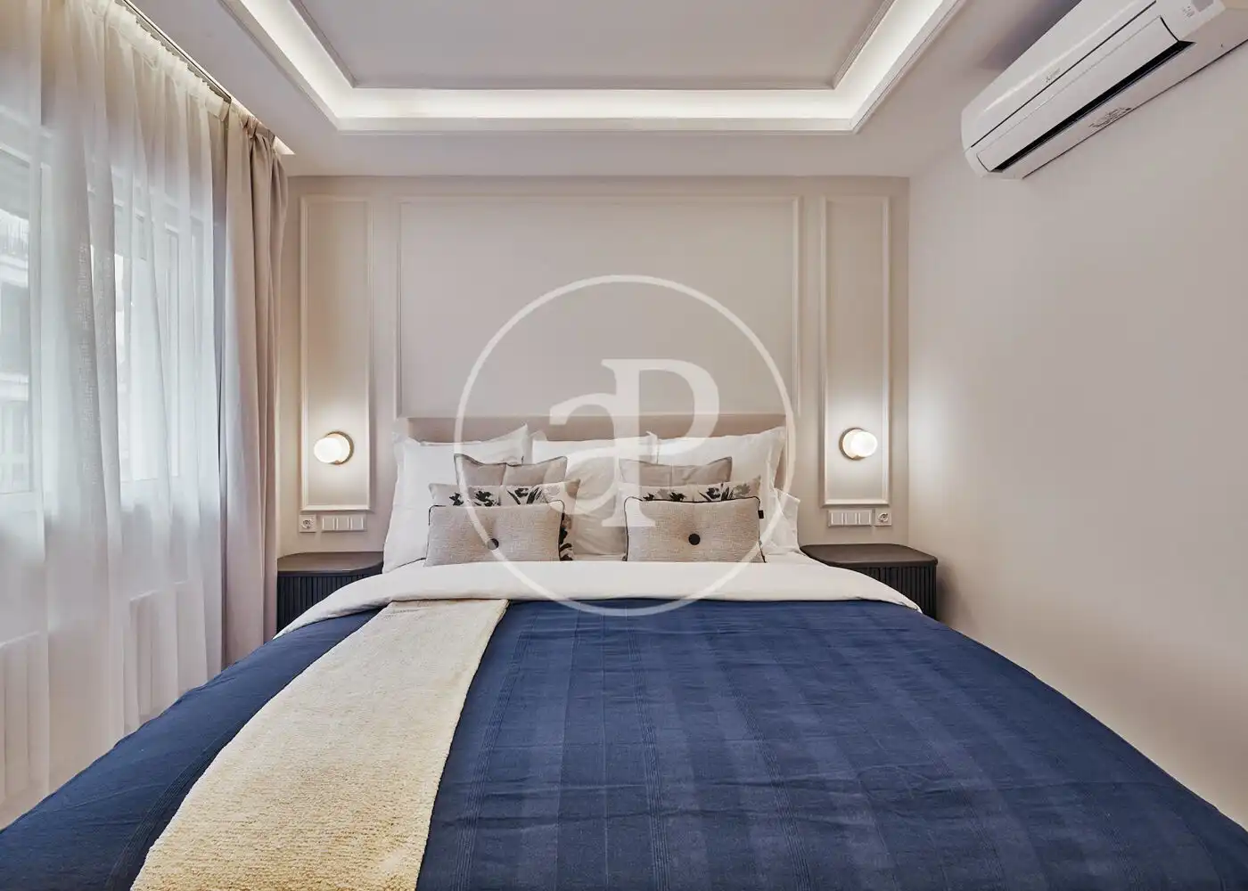 Bedroom of Flat for sale in Madrid  with Air Conditioner, Heating and Terrace