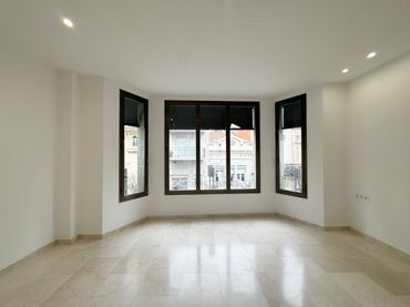 Oficina en alquiler en Carrer Anselm Clavé 20