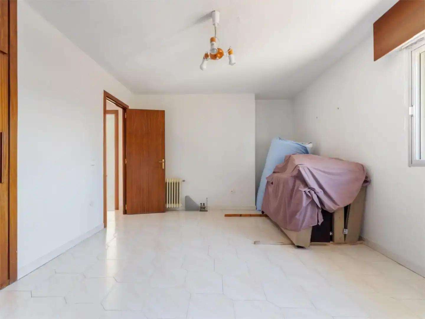 Piso en venta en Alcalá de Henares con Jardín privado, Trastero y Piscina
