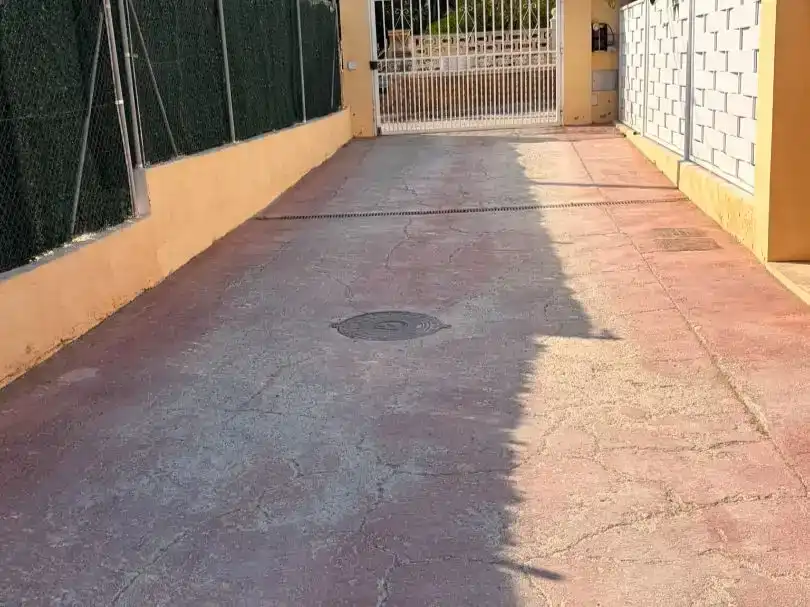 Aparcament de Pis en venda en Náquera amb Aire condicionat, Piscina i Balcó