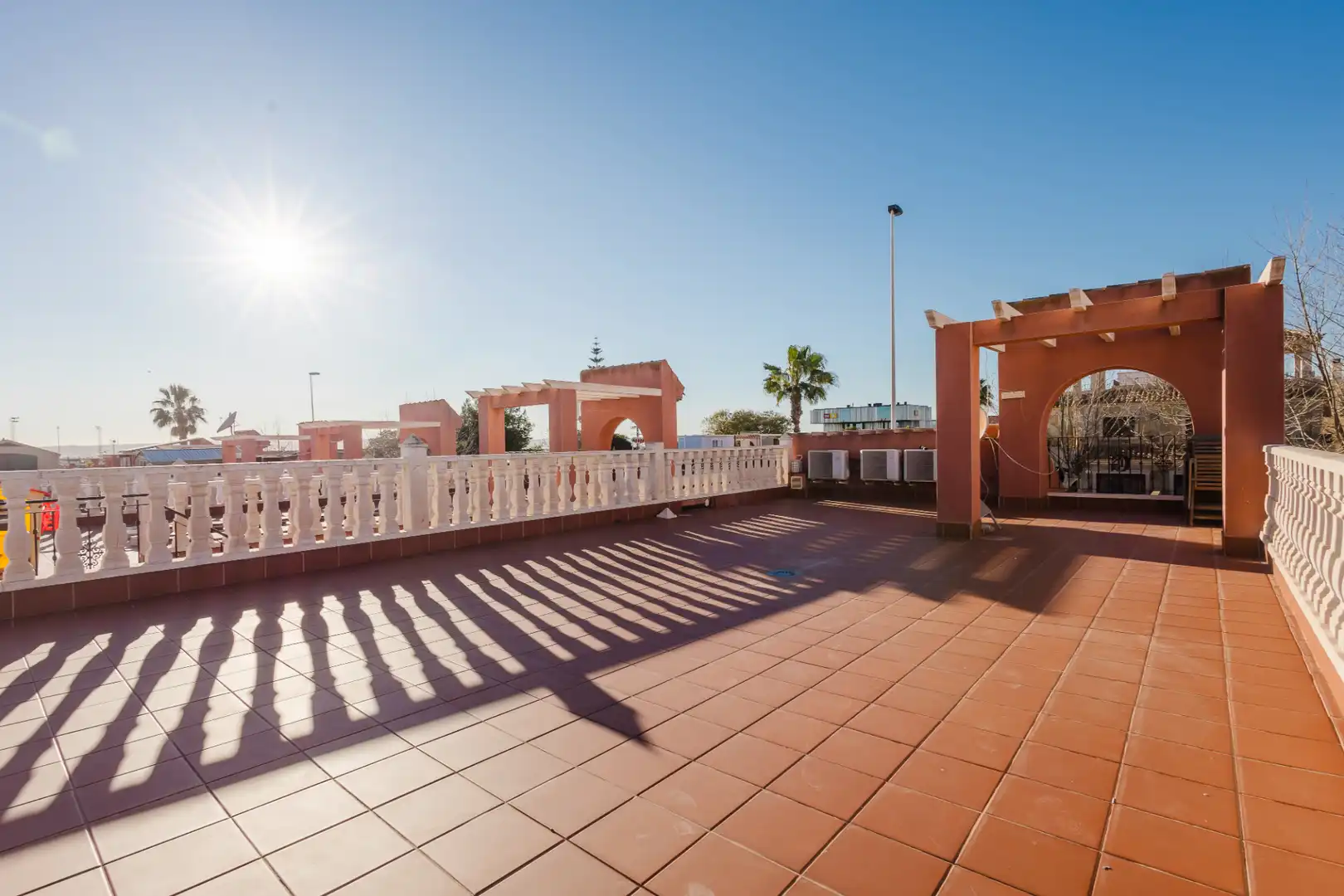 Terrassa de Casa o xalet en venda en Torrevieja amb Aire condicionat, Jardí privat i Terrassa