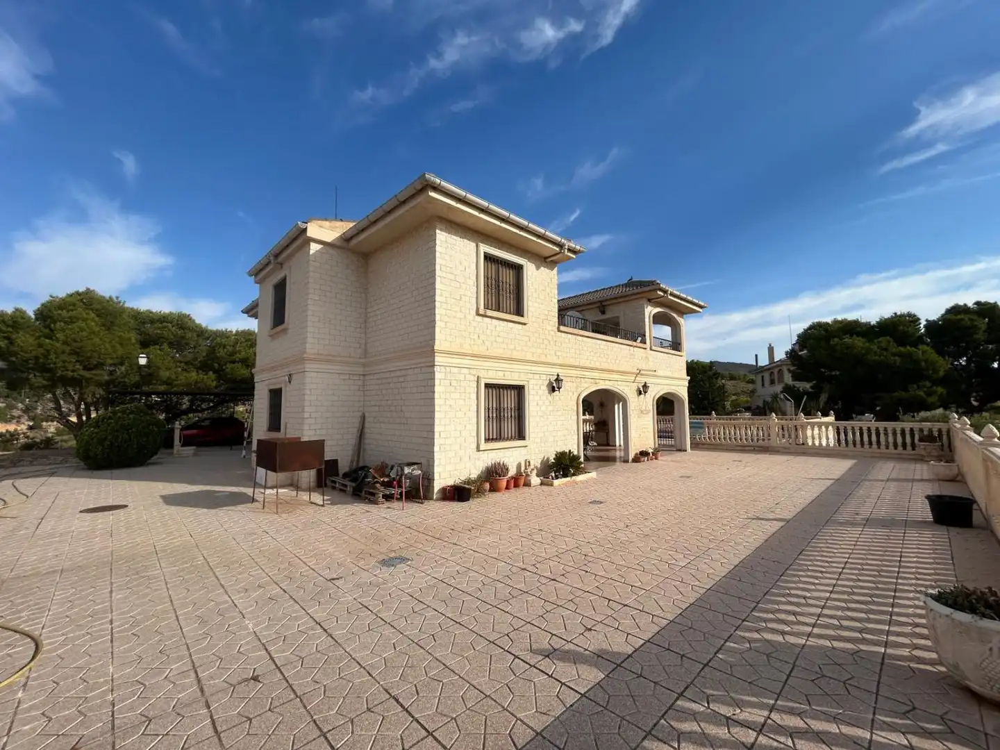 Außenansicht von Country house zum Verkauf in Crevillent mit Heizung, Privatgarten und Schwimmbad