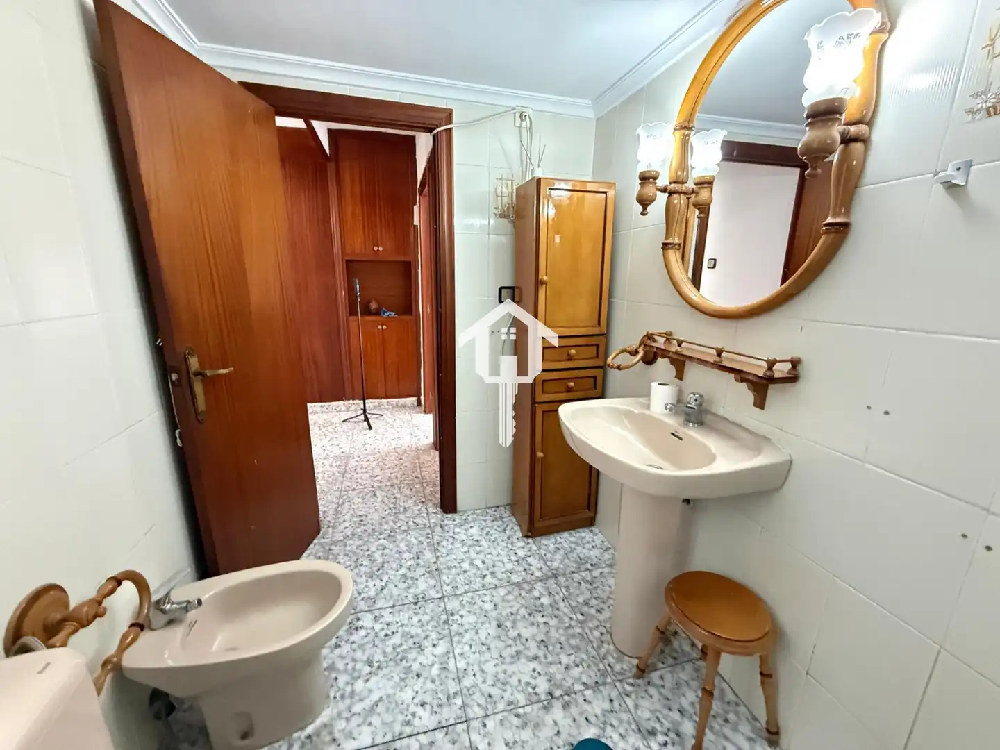 Bathroom of Ground floor for sale in Alicante / Alacant  with Furnished
