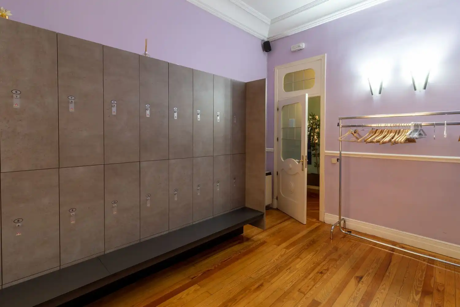 Office for sale in Madrid  with Air Conditioner and Heating