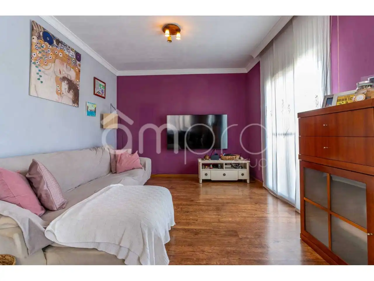 Sala de estar de Dúplex en venta en Vilanova i la Geltrú con Terraza, Balcón y Alarma