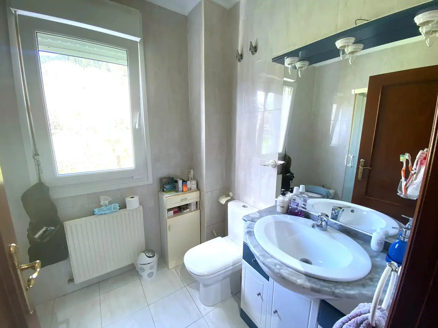 Baño de Casa o chalet en venta en Castro-Urdiales con Calefacción, Jardín privado y Terraza