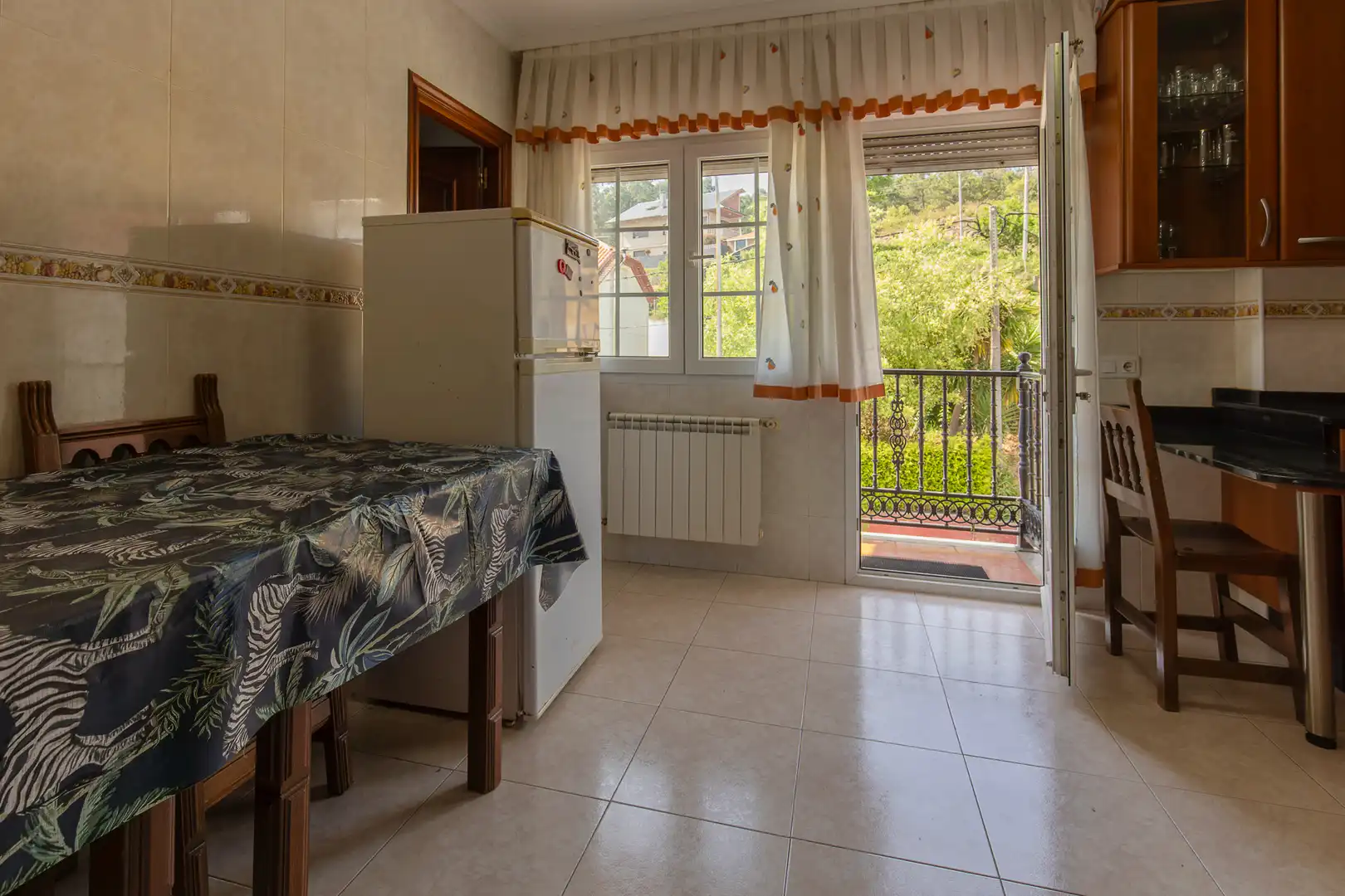 Terrassa de Casa o xalet en venda en A Pobra do Caramiñal amb Calefacció, Jardí privat i Parquet