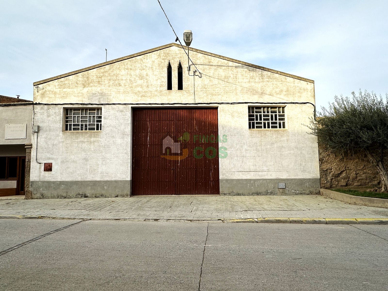 Exterior view of Industrial buildings for sale in Castellserà