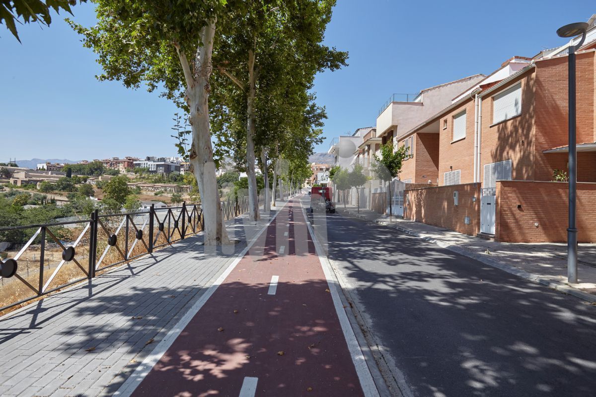 Vista exterior de Casa o xalet en venda en  Jaén Capital