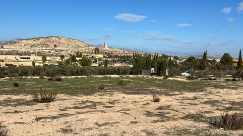 Terreno con proyecto de chalet de 275m2 y piscina de 32m2. Licencia de obras aceptada