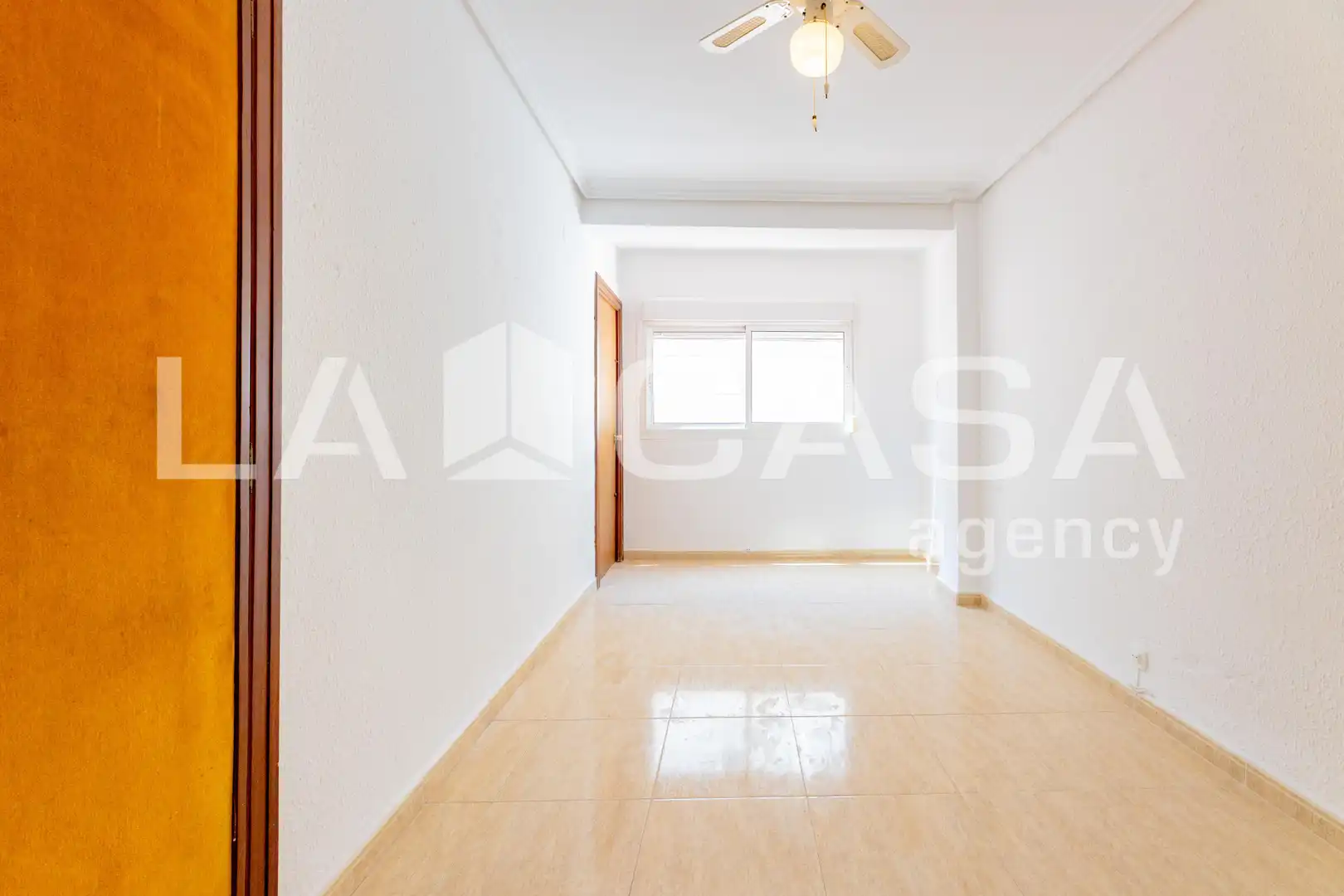 Piso con terraza en venta en Carrer del Poeta Mas i Ros, imagen 4
