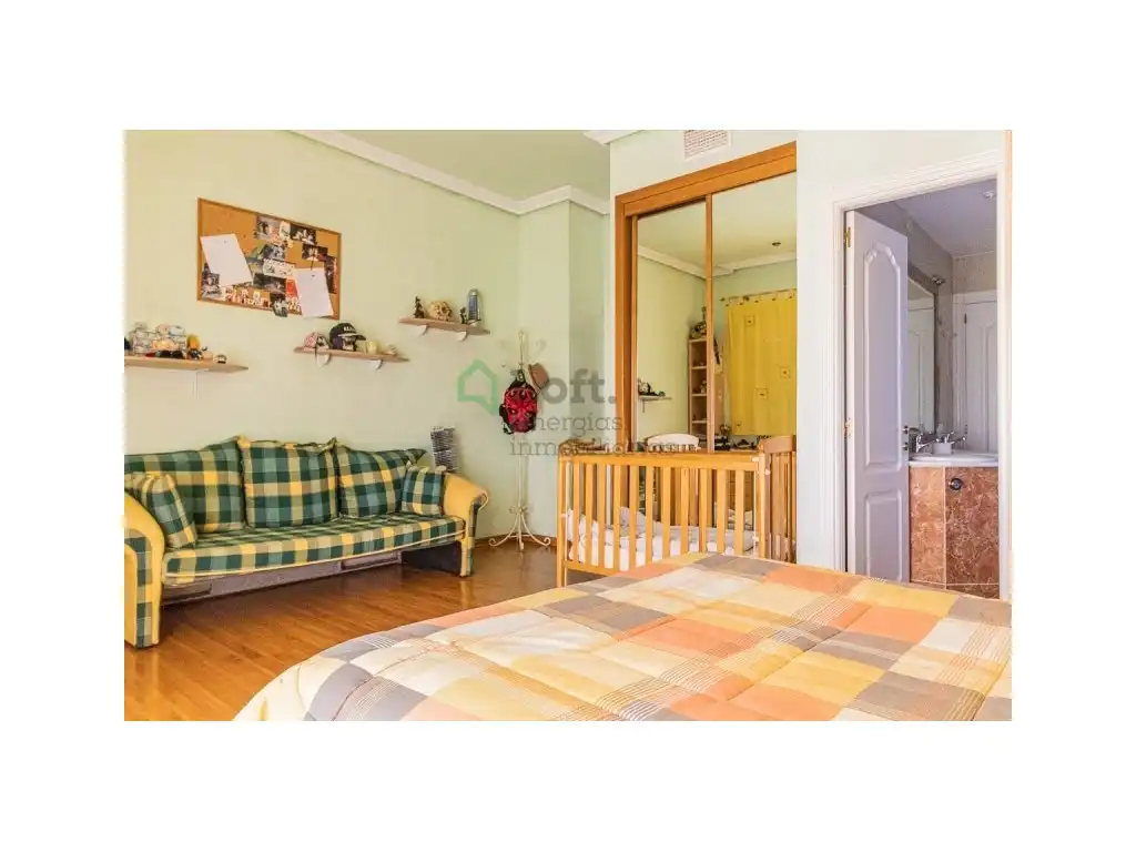 Habitación de Casa o chalet en venta en Badajoz con Aire acondicionado, Calefacción y Jardín privado