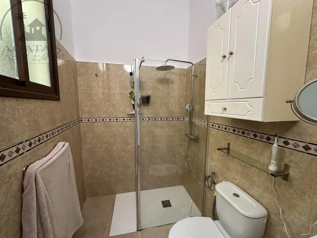 Bathroom of Ground floor for sale in Santa Cruz de Tenerife  with Air Conditioner and Furnished