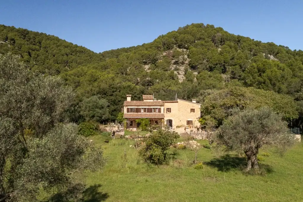 Casa rústica con jardín en venta en Pollença Poble
