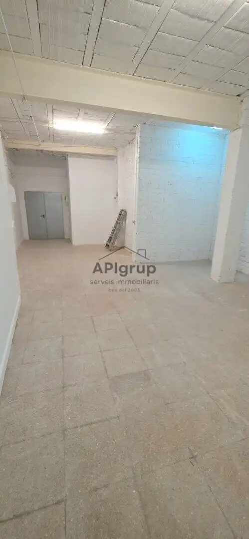 Local comercial en venda a Centre - Sant Oleguer, imagen 13