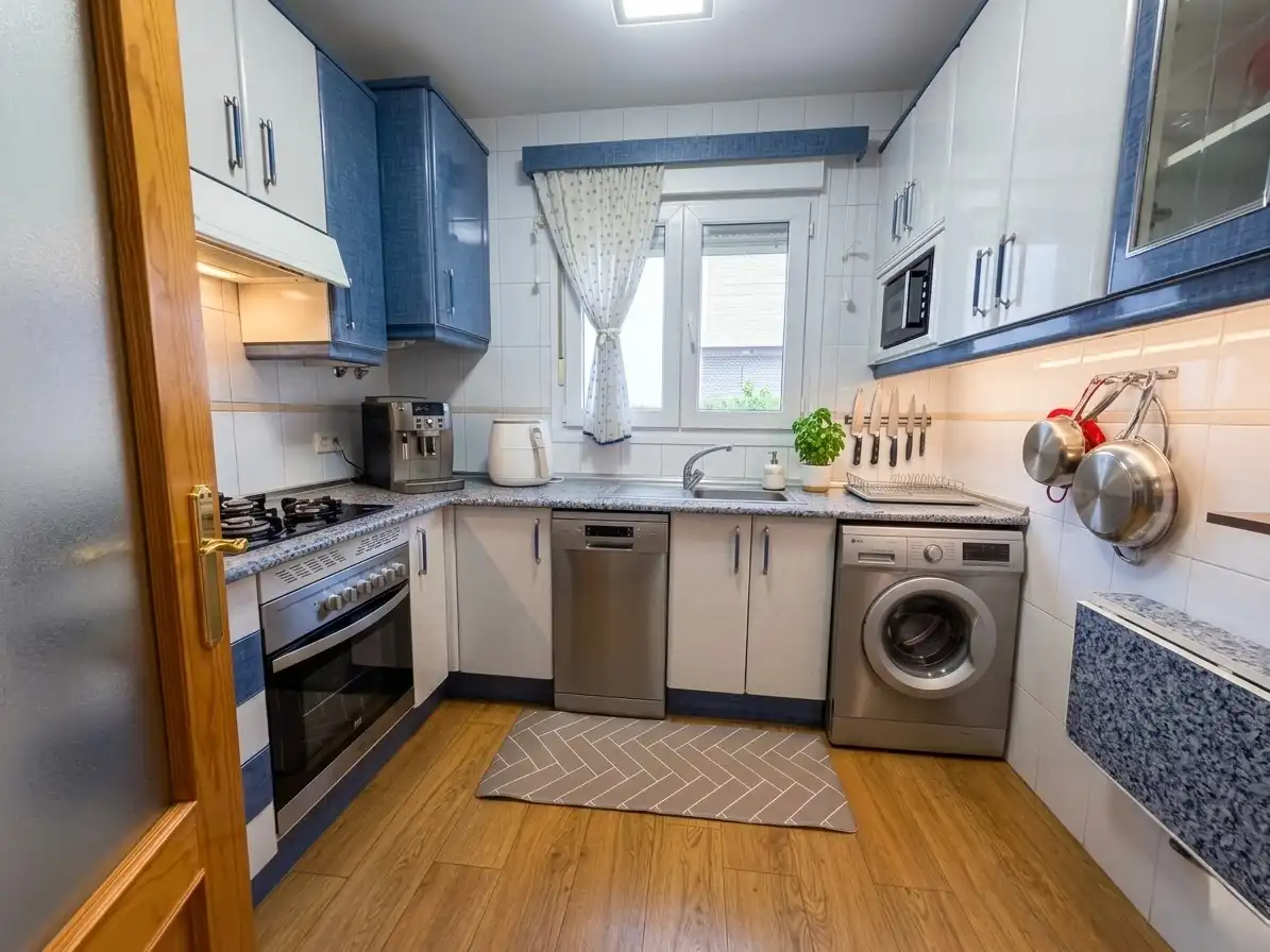 Kitchen of Houses for sale in El Espinar  with Heating, Private garden and Terrace