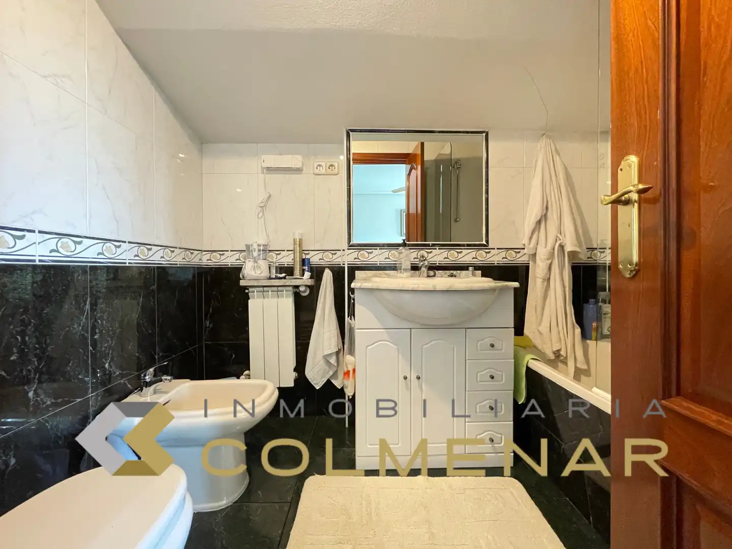Baño de Casa o chalet en venta en Colmenar Viejo con Calefacción, Jardín privado y Trastero