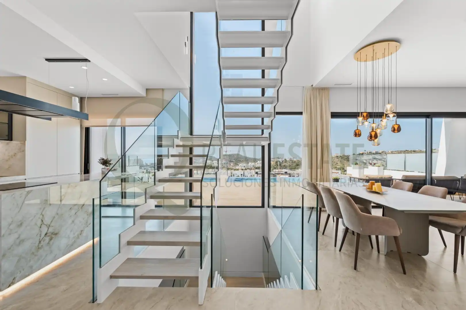 Comedor de Casa o chalet en venta en Benidorm con Aire acondicionado, Calefacción y Jardín privado