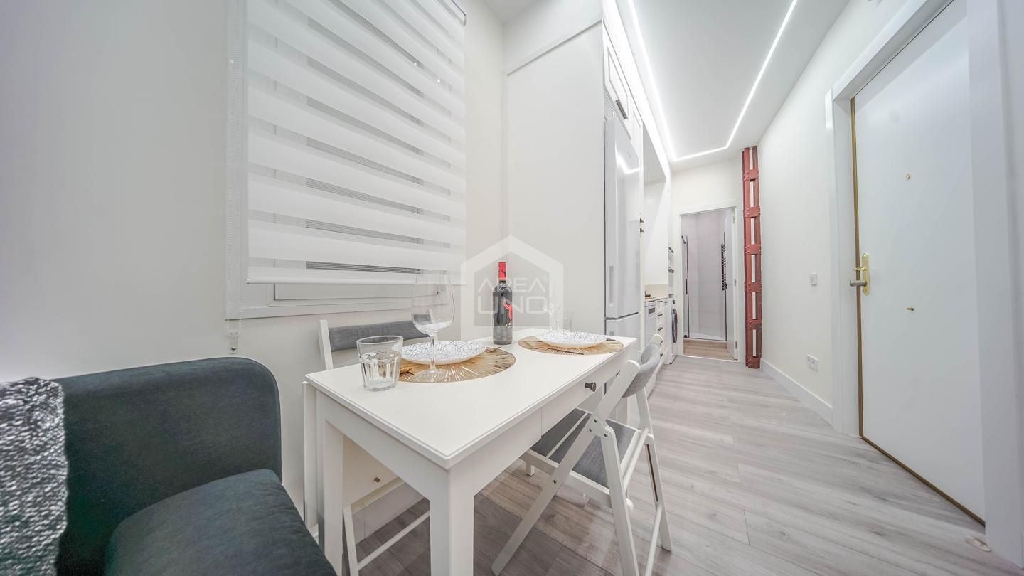 Comedor de Piso en venta en  Madrid Capital con Aire acondicionado