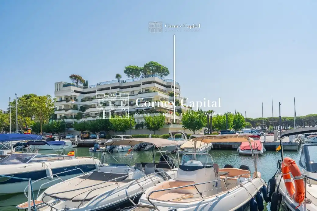 Flat for sale in Castell d'Aro, Platja d'Aro i s'Agaró  with Air Conditioner, Heating and Private garden