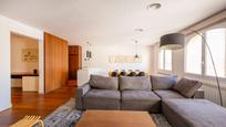 Sala de estar de Ático en venta en  Barcelona Capital con Aire acondicionado y Terraza