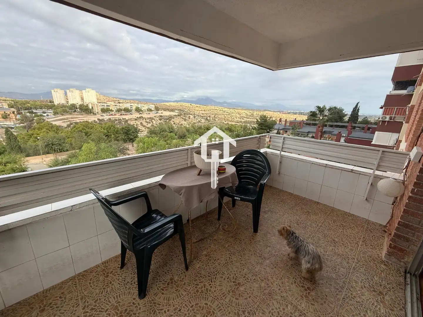 Terraza de Piso en venta en Alicante / Alacant con Terraza, Trastero y Balcón