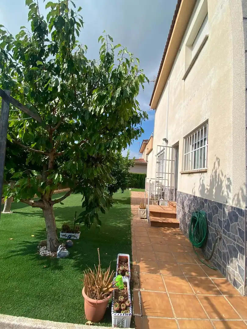 Jardí de Casa o xalet en venda en Esparreguera amb Jardí privat, Terrassa i Balcó