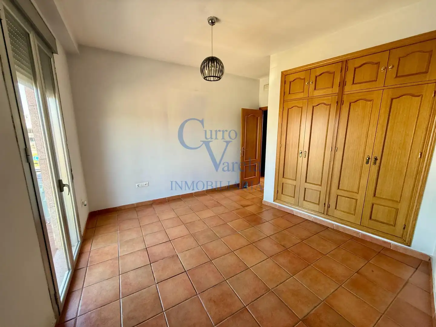 Vista exterior de Dúplex en venda en Dos Hermanas amb Aire condicionat i Calefacció