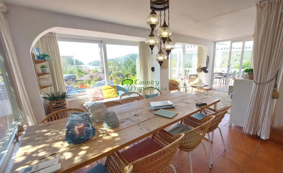 Comedor de Finca rústica en venta en Torrox con Aire acondicionado, Calefacción y Jardín privado