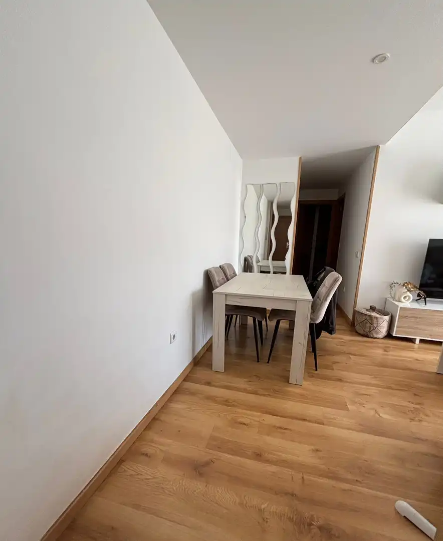 Comedor de Piso en venta en Ontígola con Calefacción, Trastero y Piscina comunitaria