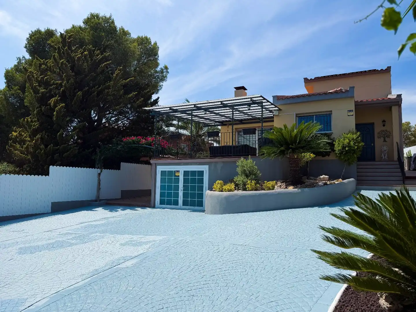 Swimming pool of Houses for sale in Roda de Berà  with Air Conditioner, Heating and Terrace