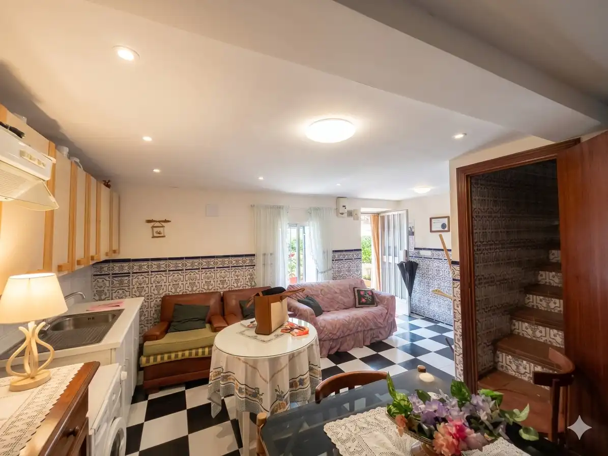 Sala de estar de Casa o chalet en venta en Santa María de la Alameda con Jardín privado