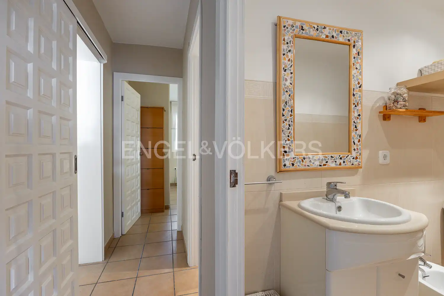 Bathroom of Flat for rent in Dénia  with Air Conditioner, Heating and Terrace
