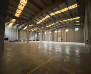 Industrial buildings to rent in Campllong