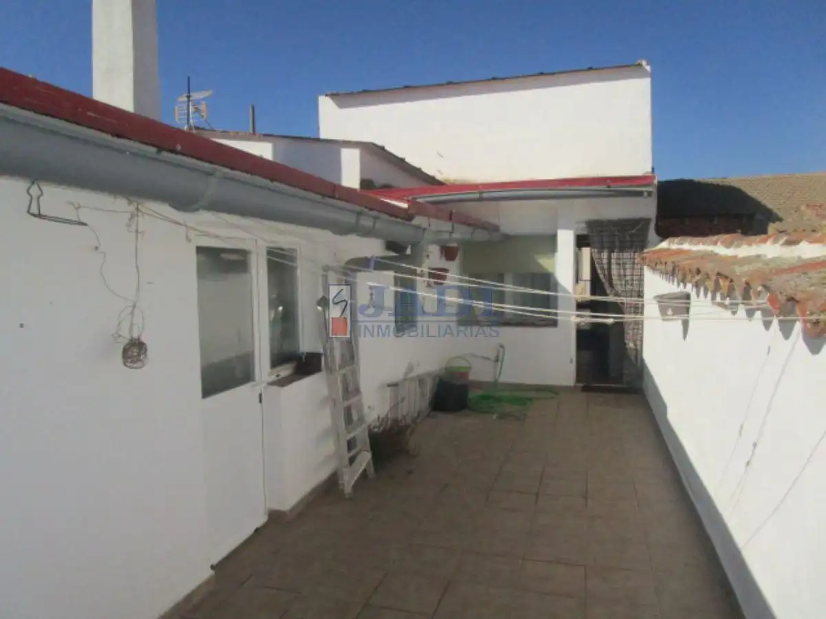 Terrassa de Casa o xalet en venda en Cózar amb Traster