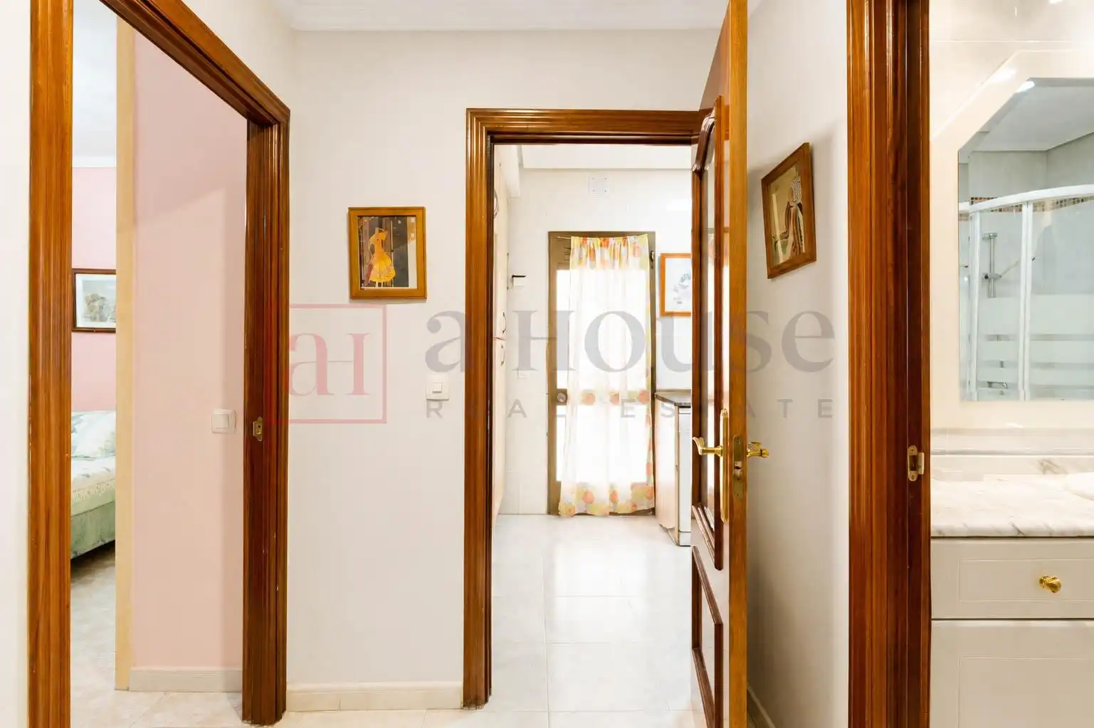 Houses for sale in Móstoles  with Air Conditioner, Heating and Private garden