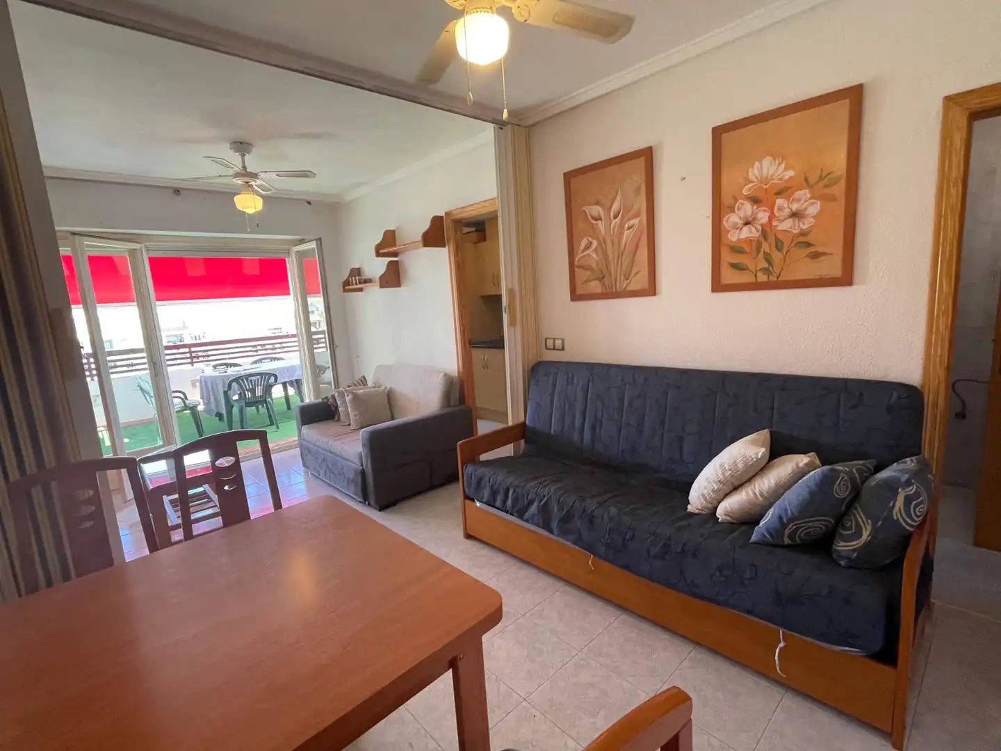 Sala de estar de Ático de alquiler en Torrevieja con Aire acondicionado, Calefacción y Terraza