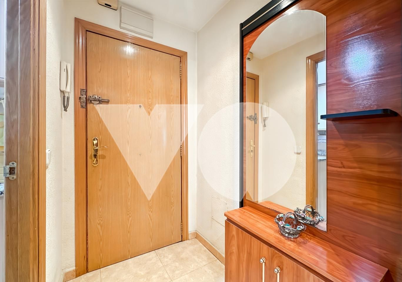 Planta baja for sale in  Madrid Capital  with Storage room and Furnished