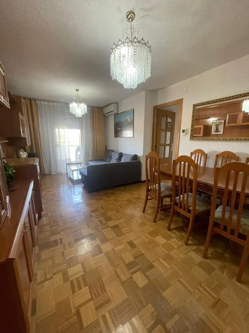 Wohnzimmer von Wohnung zur Miete in Fuenlabrada mit Klimaanlage, Heizung und Parkett