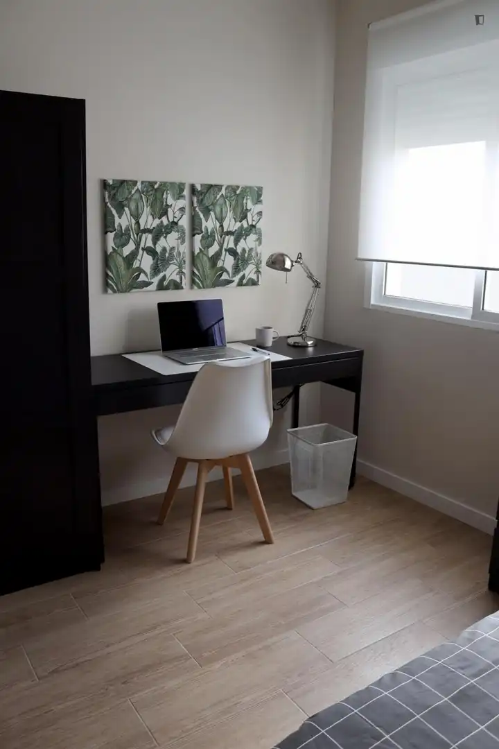 Study for rent in Burjassot  with Air Conditioner, Furnished and Oven