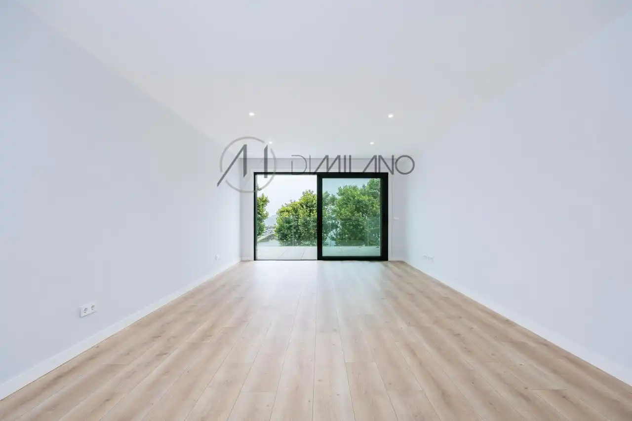 Sala de estar de Ático en venta en Vigo  con Calefacción, Terraza y Piscina