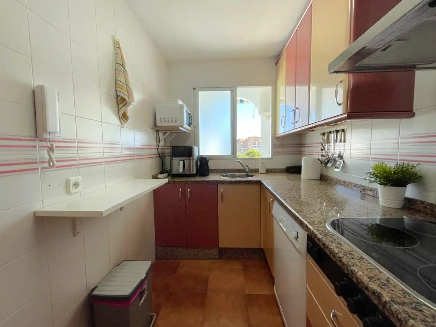 Apartament amb piscina en venda a El Portil, imagen 12