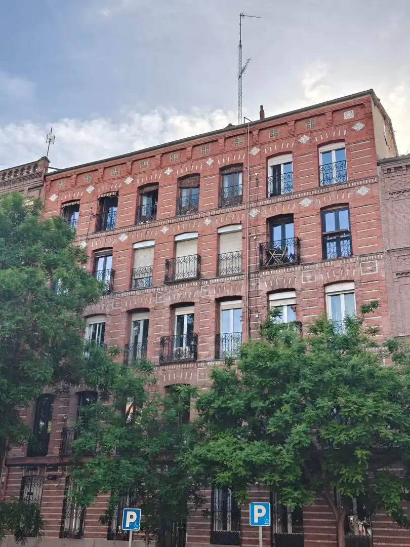 Vista exterior de Apartament en venda en Madrid