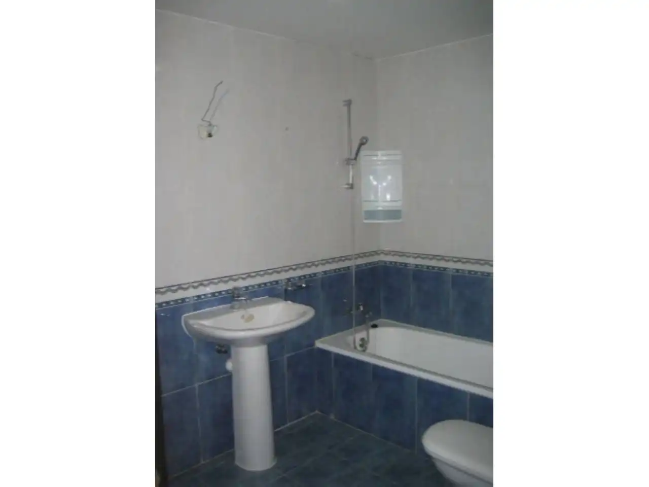 Badezimmer von Maisonette zur Miete in Navalcarnero mit Heizung und Balkon