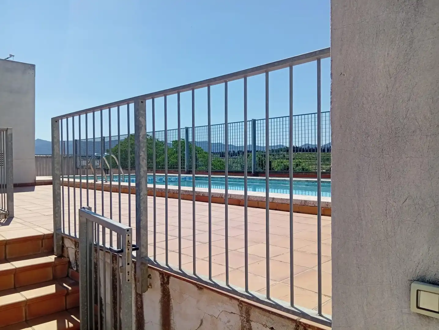 Swimming pool of Flat for sale in La Pobla del Duc  with Air Conditioner, Furnished and Community pool