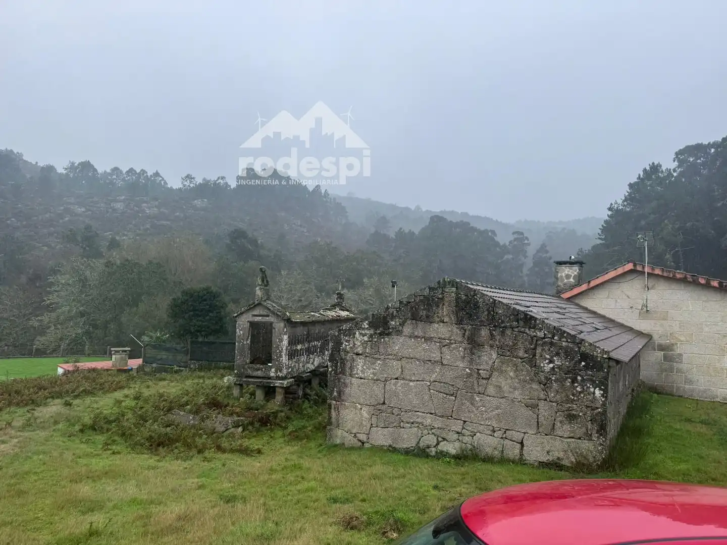 Detached homes for sale in O Porriño  